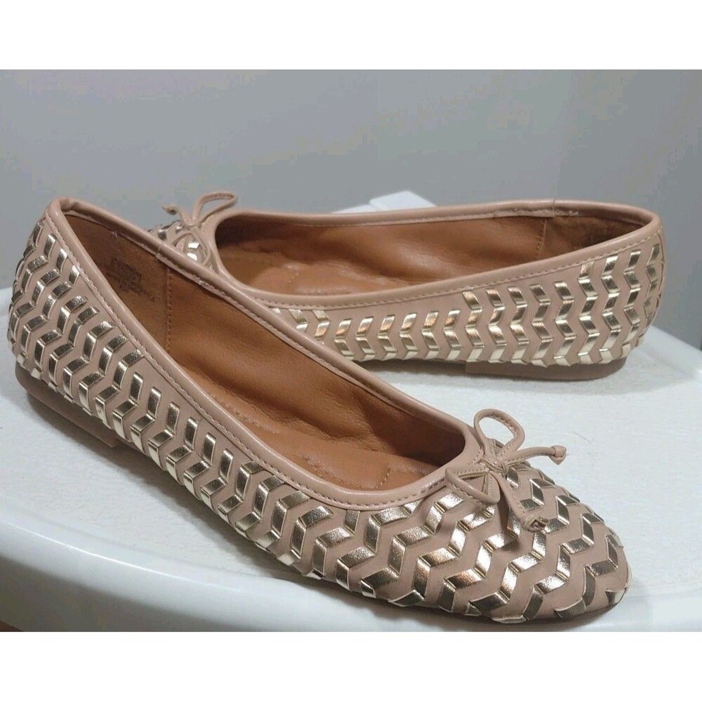 Lucky Brand 8.5M Pinkish Goldish Round Toe Bow Raised Zig Zags Slip On Flats
